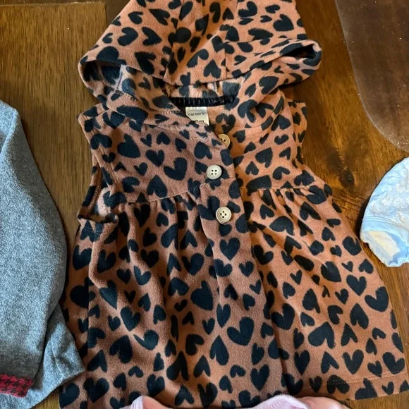 Carter's Kids Matching Set - Gray, Pink, Red, Leopard - Picture 4 of 16